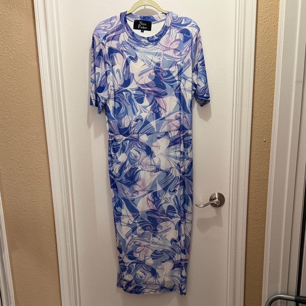 Nina Parker Blue, White & Lilac Marble-Print Maxi Dressx